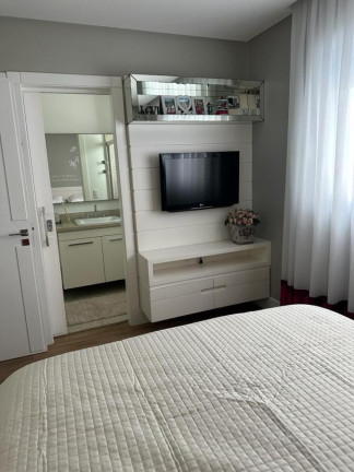 Imagem Apartamento com 4 Quartos para Alugar, 232 m² em Centro - Balneário Camboriú