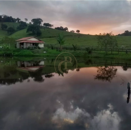 Imagem Chácara com 3 Quartos à Venda, 17 m² em Rio Do Peixe - Cunha Imagem Chácara com 3 Quartos à Venda, 17 m² em Rio Do Peixe - Cunha