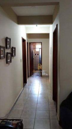 Imagem Casa com 3 Quartos à Venda, 420 m² em Setor Bela Vista - Goiânia Imagem Casa com 3 Quartos à Venda, 420 m² em Setor Bela Vista - Goiânia