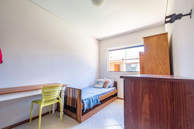 Imagem Casa com 4 Quartos à Venda, 149 m² em Armação Do Pântano Do Sul - Florianópolis Imagem Casa com 4 Quartos à Venda, 149 m² em Armação Do Pântano Do Sul - Florianópolis