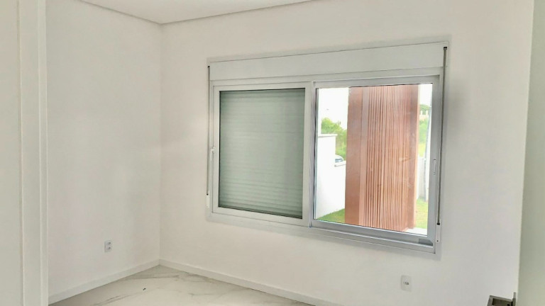Imagem Casa com 3 Quartos à Venda, 181 m² em Campeche - Florianópolis Imagem Casa com 3 Quartos à Venda, 181 m² em Campeche - Florianópolis