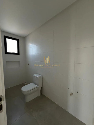 Imagem Cobertura com 4 Quartos à Venda, 264 m² em Centro - Balneário Camboriú Imagem Cobertura com 4 Quartos à Venda, 264 m² em Centro - Balneário Camboriú