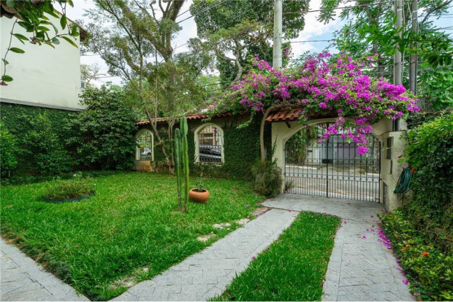 Imagem Casa com 4 Quartos à Venda, em Chácara Monte Alegre - São Paulo Imagem Casa com 4 Quartos à Venda, em Chácara Monte Alegre - São Paulo