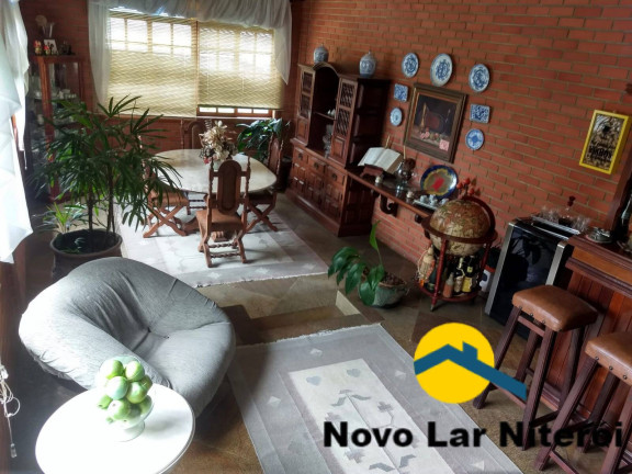 Imagem Casa com 5 Quartos à Venda, 350 m² em Camboinhas - Niterói