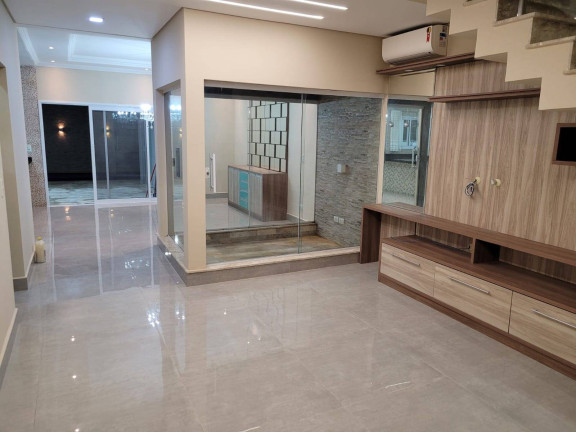 Imagem Casa com 3 Quartos à Venda, 270 m² em Chácara Do Visconde - Taubaté Imagem Casa com 3 Quartos à Venda, 270 m² em Chácara Do Visconde - Taubaté
