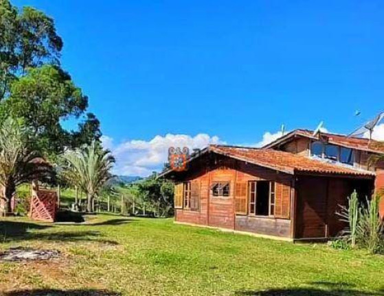 Imagem Chácara com 2 Quartos à Venda, 3.000 m² em Dos Pessegueiros - Extrema