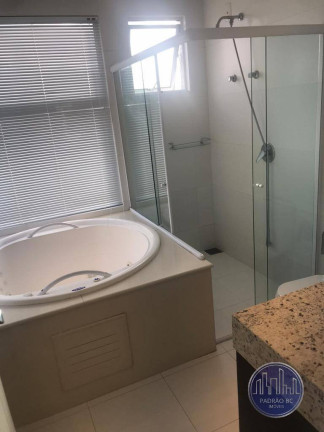 Imagem Apartamento com 3 Quartos para Temporada, em Centro - Balneário Camboriú Imagem Apartamento com 3 Quartos para Temporada, em Centro - Balneário Camboriú