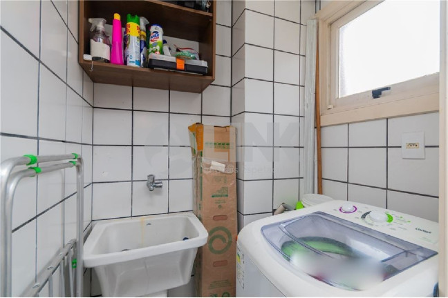 Imagem Apartamento com 3 Quartos à Venda, 79 m² em Higienópolis - Porto Alegre Imagem Apartamento com 3 Quartos à Venda, 79 m² em Higienópolis - Porto Alegre
