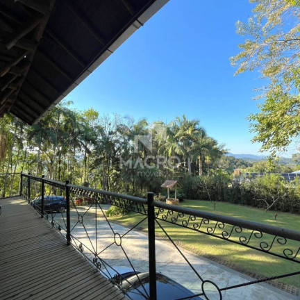 Imagem Casa com 3 Quartos à Venda, 392 m² em Jaraguá 99 - Jaraguá Do Sul Imagem Casa com 3 Quartos à Venda, 392 m² em Jaraguá 99 - Jaraguá Do Sul