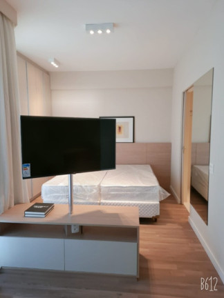 Imagem Flat com 1 Quarto à Venda, 62 m² em Jardim Europa - São Paulo