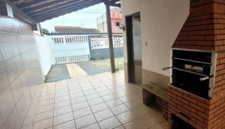 Imagem Casa com 3 Quartos à Venda, 250 m² em Bopiranga - Itanhaém Imagem Casa com 3 Quartos à Venda, 250 m² em Bopiranga - Itanhaém