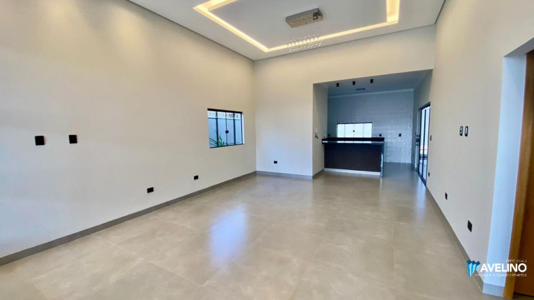 Imagem Casa com 3 Quartos à Venda, 182 m² em Parque Residencial Rita Vieira - Campo Grande