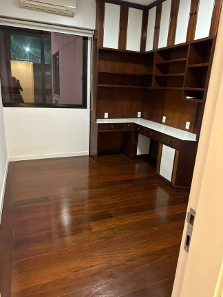 Imagem Apartamento com 3 Quartos para Alugar,  em Leblon - Rio De Janeiro