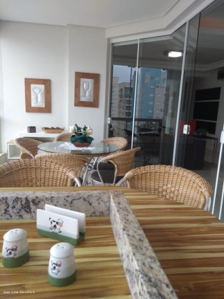 Imagem Apartamento com 3 Quartos para Temporada, 140 m² em Meia Praia - Itapema Imagem Apartamento com 3 Quartos para Temporada, 140 m² em Meia Praia - Itapema