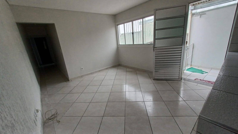 Imagem Casa com 2 Quartos para Alugar,  em Taboão - São Bernardo Do Campo