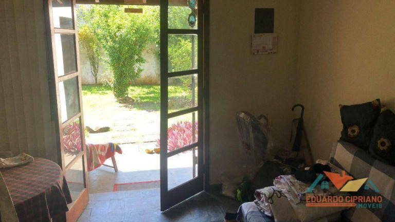 Imagem Kitnet com 1 Quarto à Venda, 49 m² em Massaguaçu - Caraguatatuba