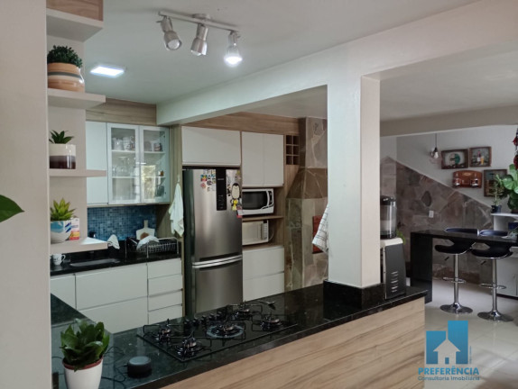 Imagem Casa com 3 Quartos à Venda, 240 m² em Uvaranas - Ponta Grossa Imagem Casa com 3 Quartos à Venda, 240 m² em Uvaranas - Ponta Grossa