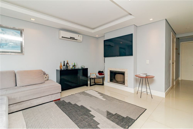 Imagem Apartamento com 3 Quartos à Venda, 112 m² em Moinhos De Vento - Porto Alegre
