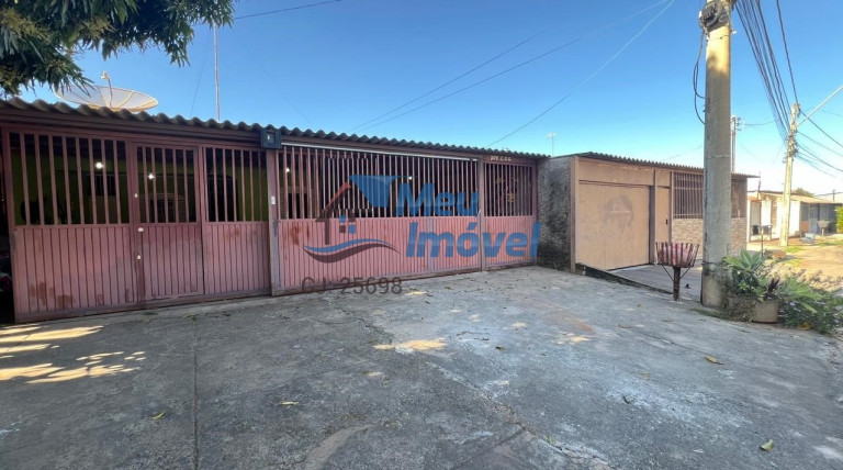 Imagem Casa com 3 Quartos à Venda, 150 m² em Recanto Das Emas - Brasília