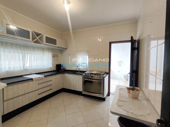 Imagem Casa com 3 Quartos à Venda, 196 m² em Guilhermina - Praia Grande Imagem Casa com 3 Quartos à Venda, 196 m² em Guilhermina - Praia Grande