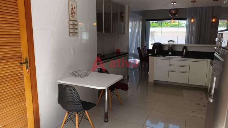 Imagem Casa com 4 Quartos à Venda, 400 m² em Vargem Pequena - Rio De Janeiro