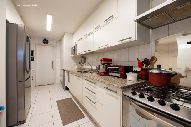 Imagem Apartamento com 3 Quartos à Venda, em Vila Nova Conceição - São Paulo Imagem Apartamento com 3 Quartos à Venda, em Vila Nova Conceição - São Paulo