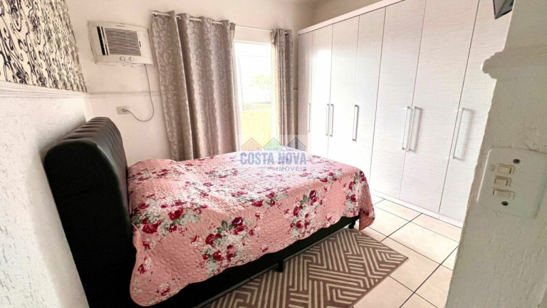 Imagem Casa com 3 Quartos à Venda, 122 m² Imagem Casa com 3 Quartos à Venda, 122 m²