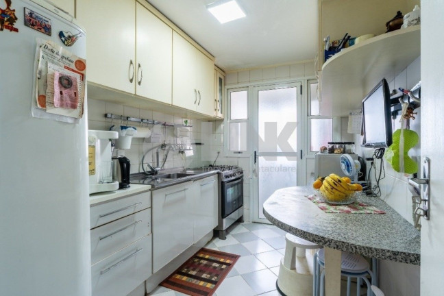 Imagem Apartamento com 3 Quartos à Venda, 95 m² em Passo Da Areia - Porto Alegre