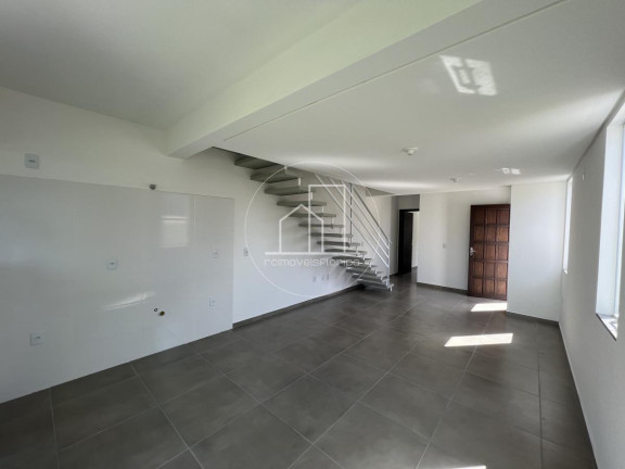 Imagem Casa com 3 Quartos à Venda, 185 m² em São João Do Rio Vermelho - Florianópolis