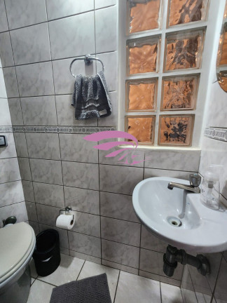 Imagem Casa com 3 Quartos à Venda, 120 m² em Boqueirão - Curitiba Imagem Casa com 3 Quartos à Venda, 120 m² em Boqueirão - Curitiba