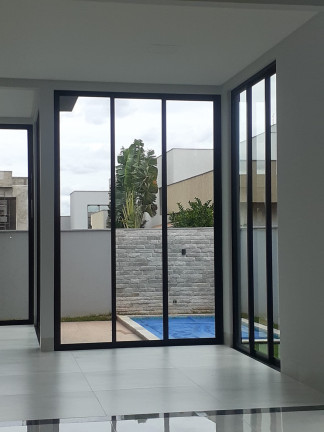 Imagem Casa com 3 Quartos à Venda, 219 m² em Portal Do Sol Green - Goiania Imagem Casa com 3 Quartos à Venda, 219 m² em Portal Do Sol Green - Goiania