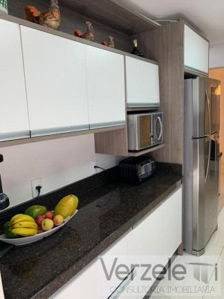 Imagem Apartamento com 3 Quartos à Venda, 175 m² em Centro - Balneário Camboriú Imagem Apartamento com 3 Quartos à Venda, 175 m² em Centro - Balneário Camboriú
