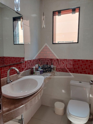 Imagem Casa com 5 Quartos à Venda, 280 m² em Recreio Dos Bandeirantes - Rio De Janeiro Imagem Casa com 5 Quartos à Venda, 280 m² em Recreio Dos Bandeirantes - Rio De Janeiro