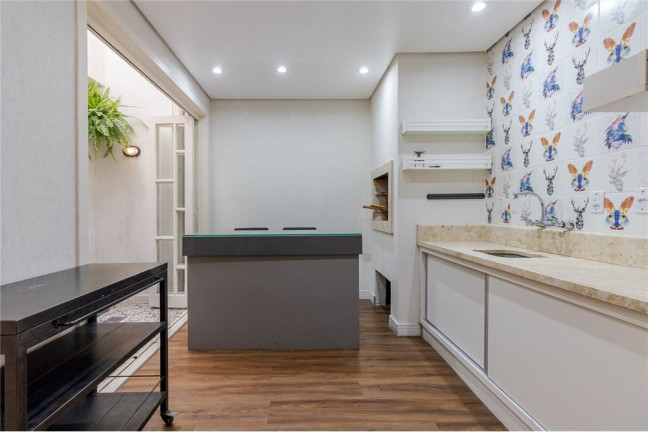 Imagem Casa de Condomínio com 3 Quartos à Venda, 250 m² em Chácara Das Pedras - Porto Alegre Imagem Casa de Condomínio com 3 Quartos à Venda, 250 m² em Chácara Das Pedras - Porto Alegre