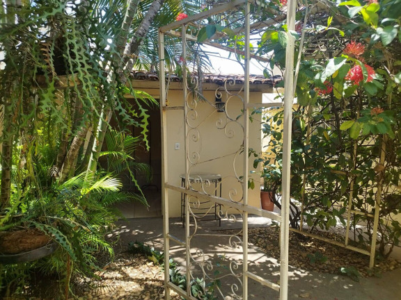 Imagem Casa com 3 Quartos à Venda, 306 m² em Setor Marista - Goiânia