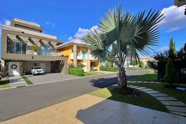 Imagem Casa com 5 Quartos à Venda, 290 m² em Pinheirinho - Curitiba