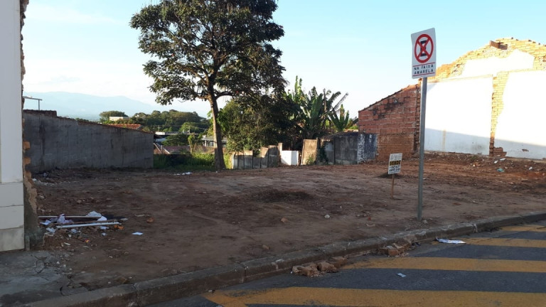 Imagem Terreno à Venda, 167 m² em Centro - Pindamonhangaba Imagem Terreno à Venda, 167 m² em Centro - Pindamonhangaba