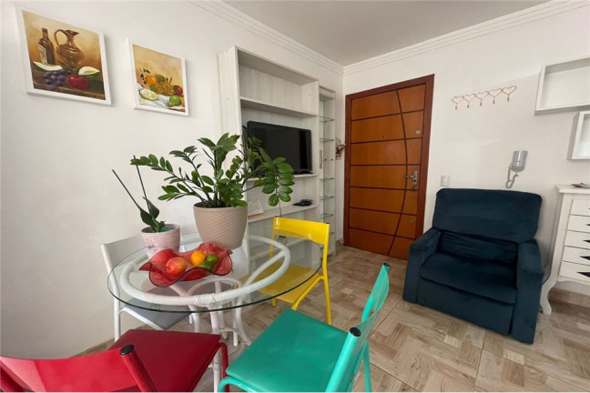 Imagem Imóvel com 1 Quarto à Venda, em Nações - Balneário Camboriú Imagem Imóvel com 1 Quarto à Venda, em Nações - Balneário Camboriú