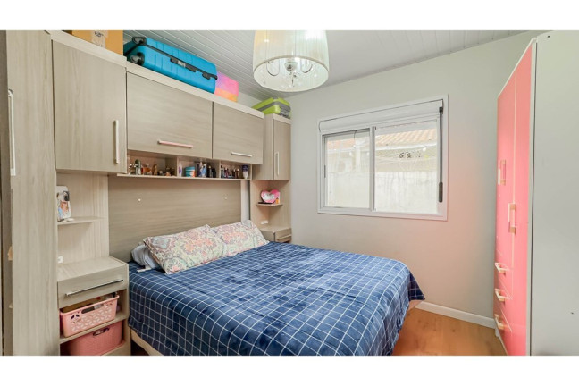 Imagem Casa com 2 Quartos à Venda, 55 m² em Restinga - Porto Alegre Imagem Casa com 2 Quartos à Venda, 55 m² em Restinga - Porto Alegre