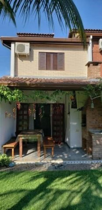 Casa com 2 Quartos à Venda, 177 m² em Massaguaçu - Caraguatatuba