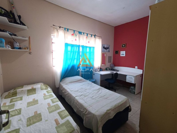 Imagem Casa com 3 Quartos à Venda, 145 m² Imagem Casa com 3 Quartos à Venda, 145 m²