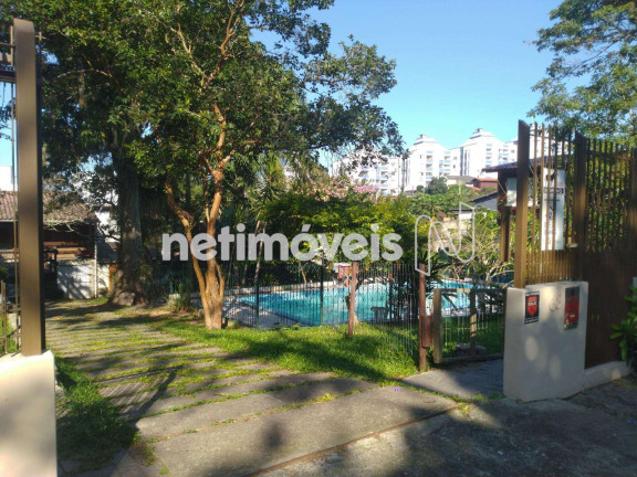 Imagem Casa com 6 Quartos à Venda, 817 m² em Trindade - Florianópolis Imagem Casa com 6 Quartos à Venda, 817 m² em Trindade - Florianópolis