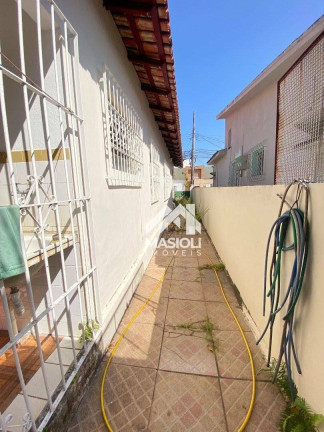 Imagem Casa com 5 Quartos à Venda, 120 m² em Centro De Vila Velha - Vila Velha