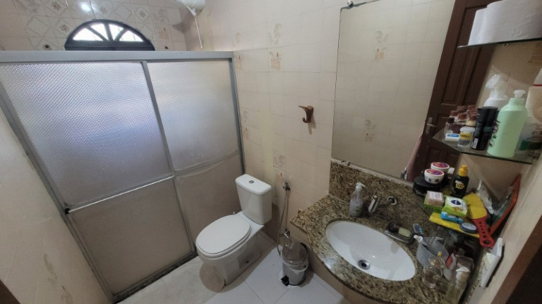 Imagem Casa com 1 Quarto à Venda, 300 m² em Das Laranjeiras - Serra Imagem Casa com 1 Quarto à Venda, 300 m² em Das Laranjeiras - Serra