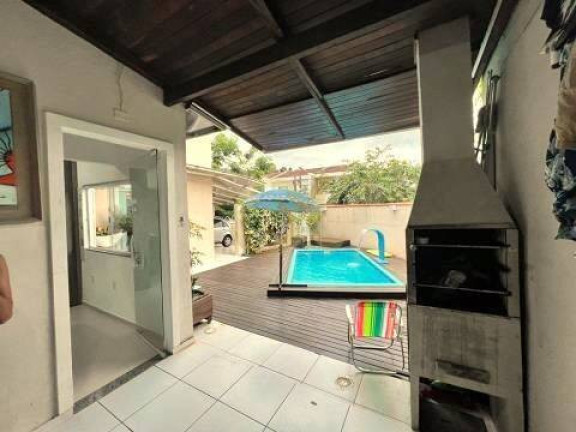Imagem Casa com 2 Quartos à Venda, 167 m² em Jardim Sofia - Joinville