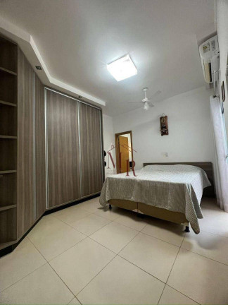 Imagem Casa com 3 Quartos à Venda, 238 m² em Pozzobon - Votuporanga