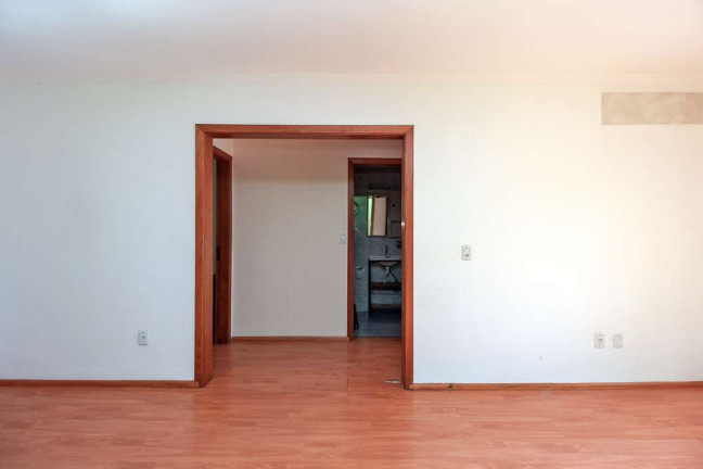 Imagem Imóvel com 2 Quartos à Venda, em Petrópolis - Porto Alegre Imagem Imóvel com 2 Quartos à Venda, em Petrópolis - Porto Alegre