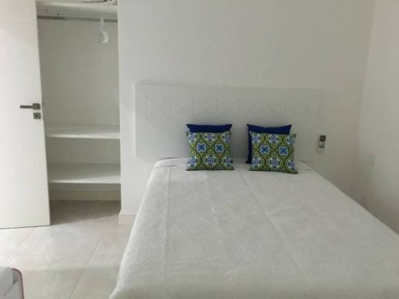 Imagem Casa com 4 Quartos à Venda, em Mongaguá Imagem Casa com 4 Quartos à Venda, em Mongaguá
