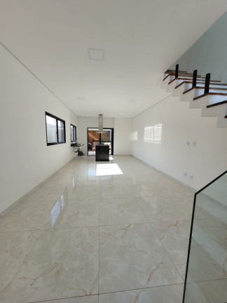 Imagem Sobrado com 3 Quartos à Venda, 127 m² em Villas Do Jaguari - Santana De Parnaíba Imagem Sobrado com 3 Quartos à Venda, 127 m² em Villas Do Jaguari - Santana De Parnaíba