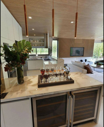 Imagem Casa de Condomínio com 3 Quartos à Venda, 200 m² em Tamboré - Santana De Parnaíba Imagem Casa de Condomínio com 3 Quartos à Venda, 200 m² em Tamboré - Santana De Parnaíba